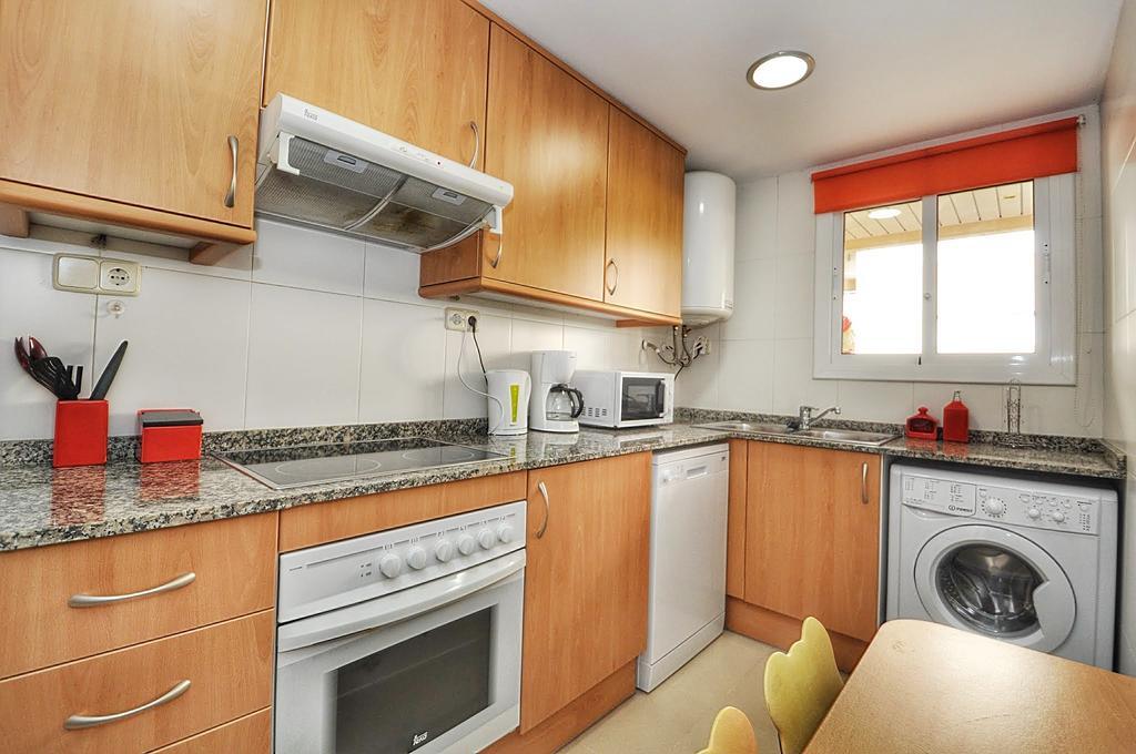 Apartamento ADIA Lloret de Mar Bagian luar foto