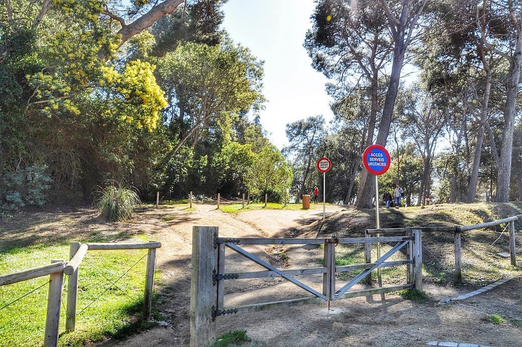 Apartamento ADIA Lloret de Mar Bagian luar foto